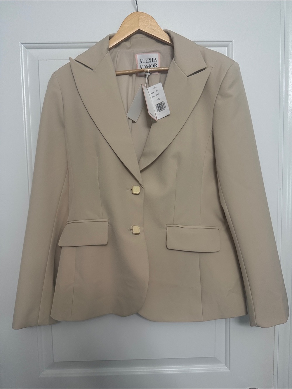 NWT Alexia Admor Light Taupe Tan Oak Single-Breasted Blazer  Size 10